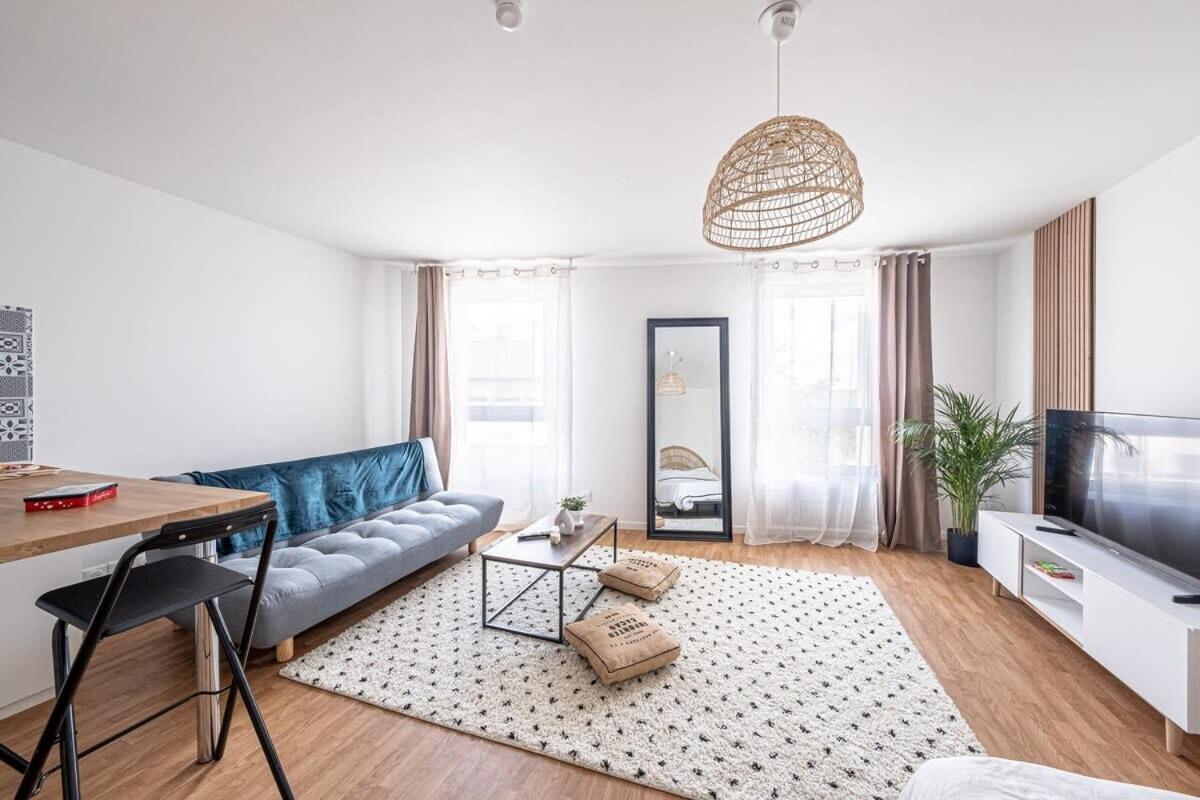 Studio Disneyland En 10 Min Paris 30 Min 蒙泰夫兰 外观 照片